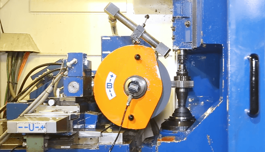 CNC gear grinding machine