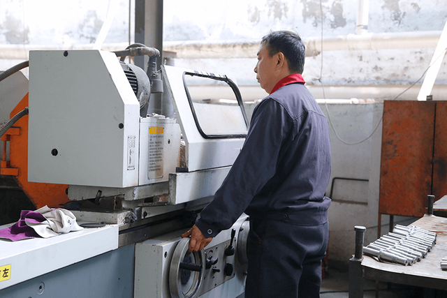 Grinding machine